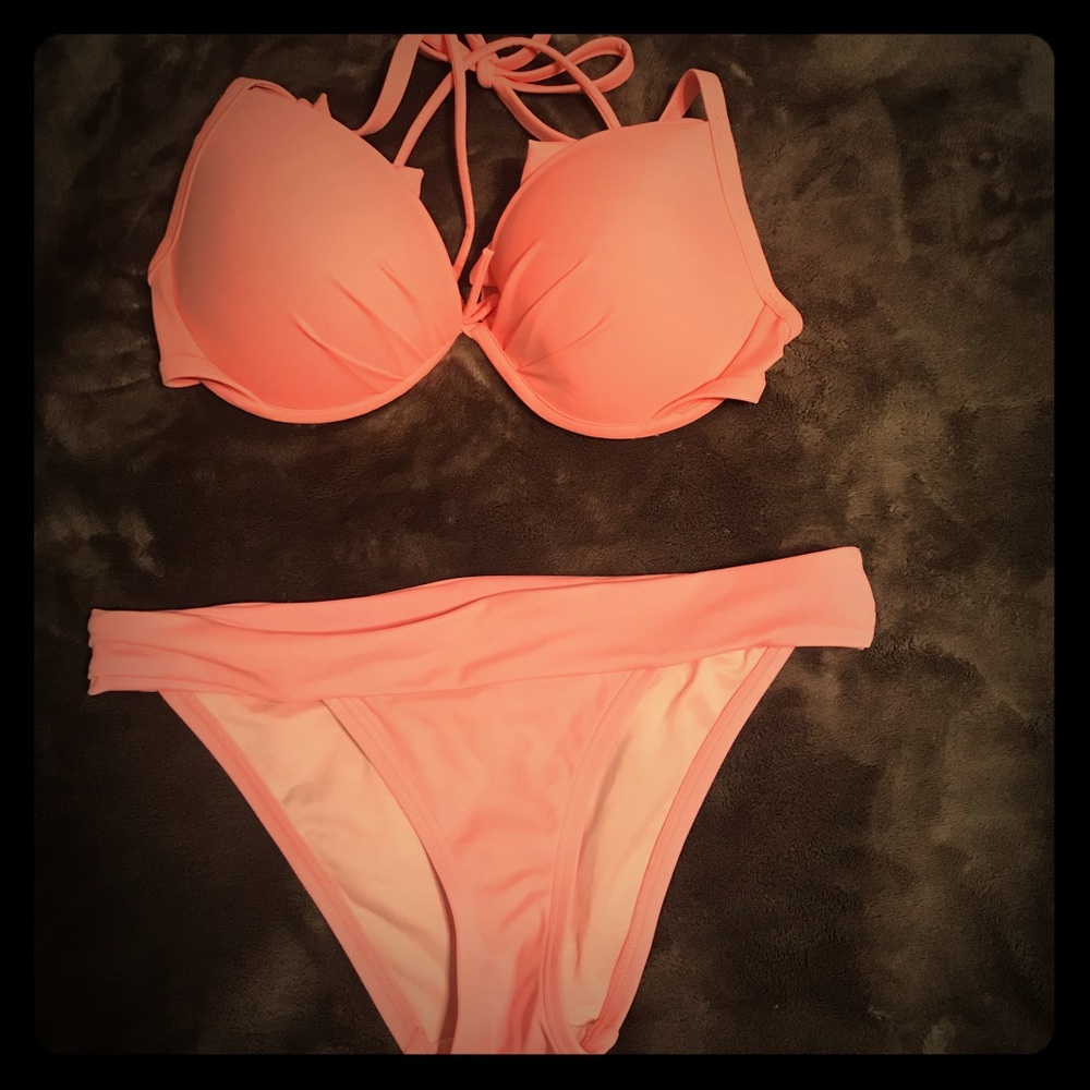 VS bikini